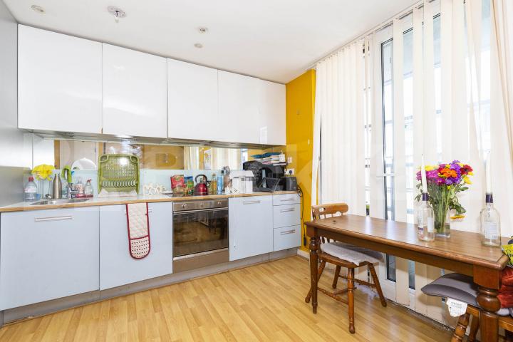 Located within a new development is this large studio with Balcony  New River Village, Crouch End / Hornsey